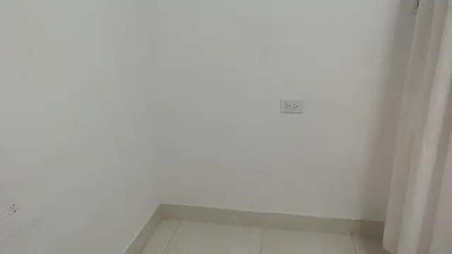 Snapshot of estefania224 chatting on 06-12-26, 12:04 estefania224 online show from 06-12-26, 12:04