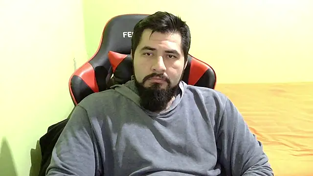 Snapshot of david_delz chatting on 12-02-24, 05:59 david delz online show from 12-02-24, 05:59