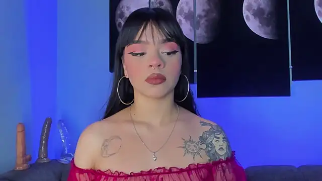 Snapshot of maddy_walker chatting on 12-09-24, 08:54 maddy walker online show from 12-09-24, 08:54