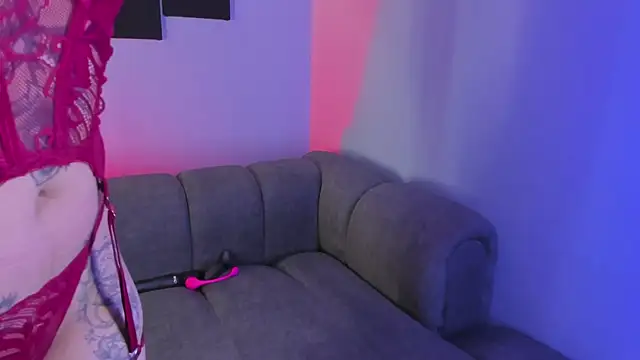 Snapshot of maddy_walker chatting on 01-24-25, 08:11 maddy walker online show from 01-24-25, 08:11