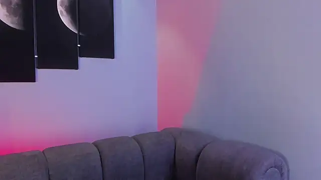 Snapshot of maddy_walker chatting on 03-01-25, 11:04 maddy walker online show from 03-01-25, 11:04