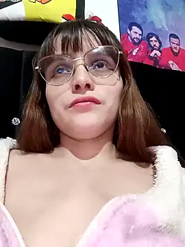 Snapshot of Lucyy-hess chatting on 12-12-24, 02:48 Lucyy-hess online show from 12-12-24, 02:48