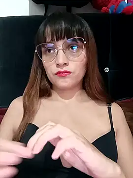 Snapshot of Lucyy-hess chatting on 02-07-25, 08:42 Lucyy-hess online show from 02-07-25, 08:42