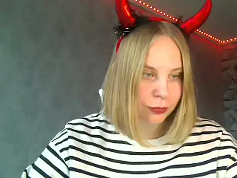 Thalia  Star online show from 01-19-25, 12:17