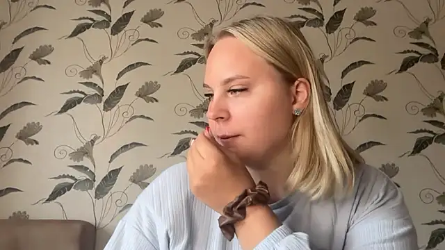 Thalia  Star online show from 09-26-25, 10:19