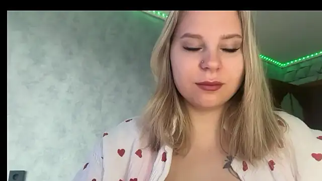 Thalia  Star online show from 04-12-26, 08:19