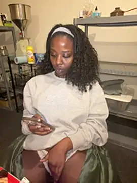 choclatepeaach online show from 01-12-26, 12:32