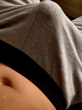 Snapshot of Tigerek_i_m chatting on 10-12-25, 07:13 Tigerek i m online show from 10-12-25, 07:13