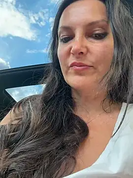Snapshot of -OLYA- chatting on 05-18-26, 11:43 -OLYA- online show from 05-18-26, 11:43