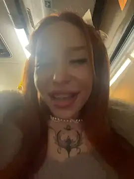 Snapshot of babydolll chatting on 02-16-25, 04:42 babydolll online show from 02-16-25, 04:42