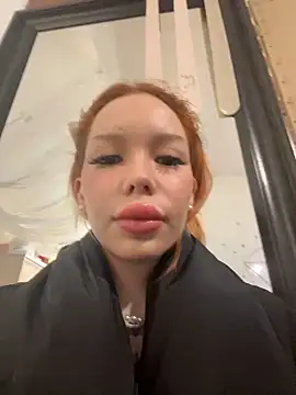 Snapshot of babydolll chatting on 02-23-25, 01:10 babydolll online show from 02-23-25, 01:10