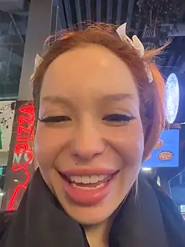 Snapshot of babydolll chatting on 02-27-25, 10:15 babydolll online show from 02-27-25, 10:15