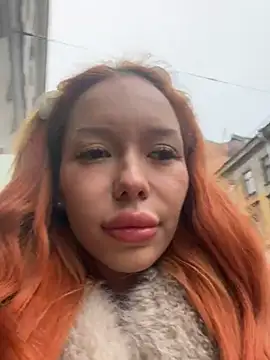 Snapshot of babydolll chatting on 03-08-25, 01:36 babydolll online show from 03-08-25, 01:36