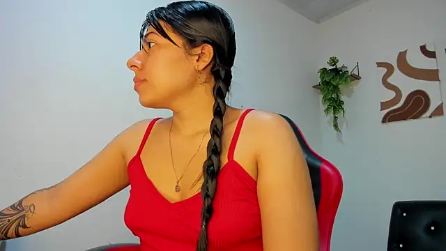 Caro kitty- online show from 12-15-25, 01:04