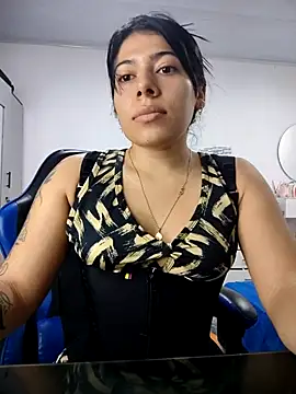 Caro kitty- online show from 12-19-25, 03:08