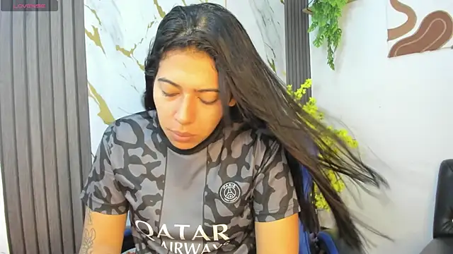 Caro kitty- online show from 04-21-26, 01:39