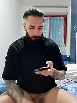 Snapshot of Gioeltoro89 chatting on 12-01-24, 04:29 Gioeltoro89 online show from 12-01-24, 04:29