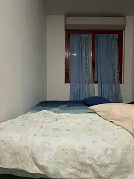 Snapshot of Gioeltoro89 chatting on 01-12-25, 04:18 Gioeltoro89 online show from 01-12-25, 04:18