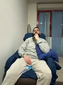 Snapshot of Gioeltoro89 chatting on 03-09-25, 07:26 Gioeltoro89 online show from 03-09-25, 07:26