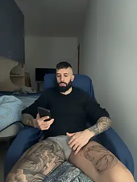 Gioeltoro89 online show from 12-19-25, 03:52