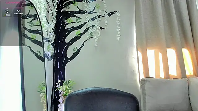 Snapshot of ebbafernandez_ chatting on 09-23-25, 07:28 ebbafernandez online show from 09-23-25, 07:28