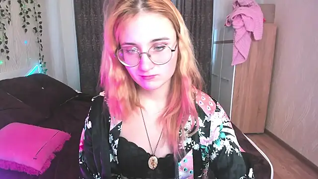 Miss Elsa  online show from 01-12-25, 09:08