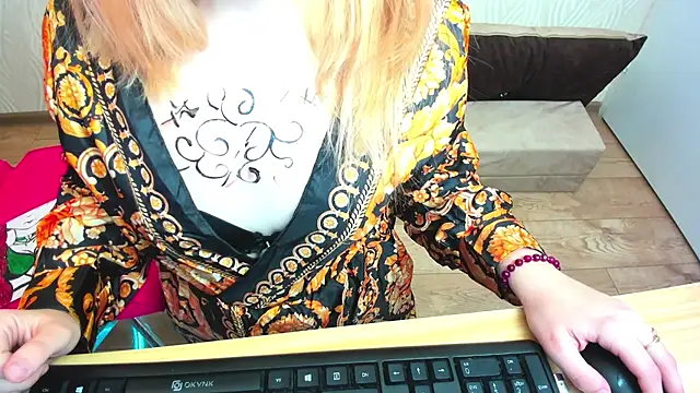 Miss Elsa  online show from 02-17-25, 06:31