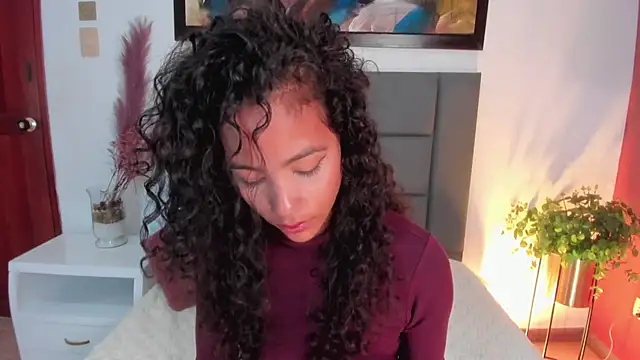 Snapshot of AntonellaHall_ chatting on 03-14-25, 04:09 AntonellaHall online show from 03-14-25, 04:09