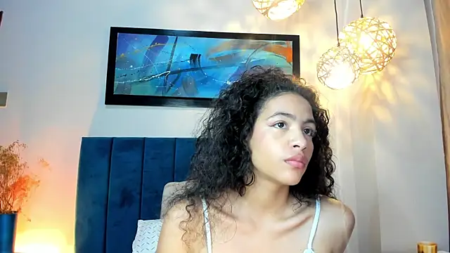 Snapshot of AntonellaHall_ chatting on 10-18-25, 12:17 AntonellaHall online show from 10-18-25, 12:17