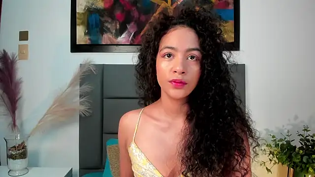 Snapshot of AntonellaHall_ chatting on 10-20-25, 11:54 AntonellaHall online show from 10-20-25, 11:54