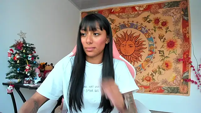 Snapshot of Demeter__ chatting on 01-09-25, 10:41 Demeter online show from 01-09-25, 10:41