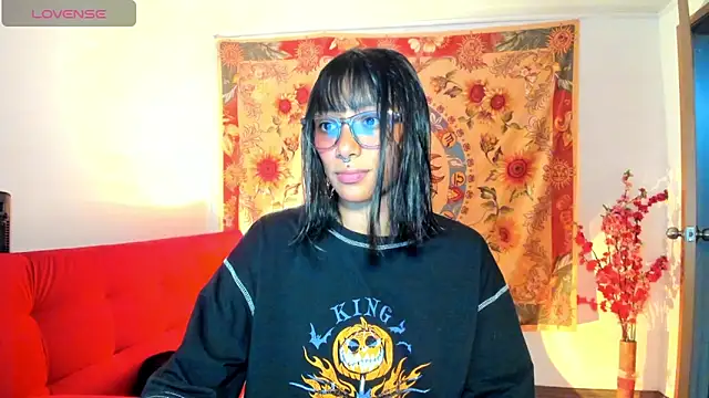 Snapshot of Demeter__ chatting on 11-01-25, 11:18 Demeter online show from 11-01-25, 11:18