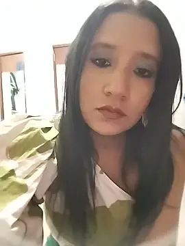 Snapshot of cami_victoria chatting on 05-18-26, 07:31 cami victoria online show from 05-18-26, 07:31