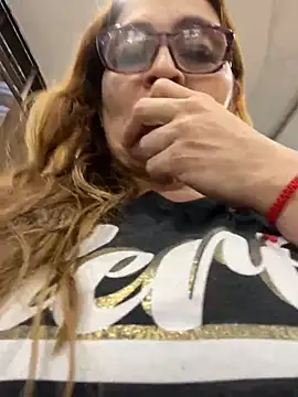 AntonellaAlondra4 online show from 01-24-25, 11:23