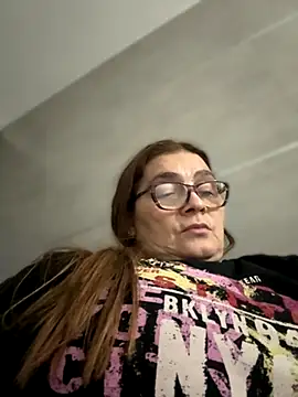 AntonellaAlondra4 online show from 11-16-25, 11:10