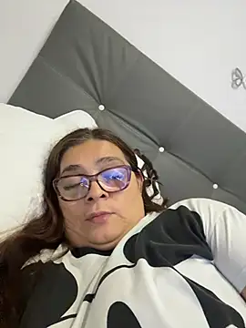 AntonellaAlondra4 online show from 03-11-26, 03:45