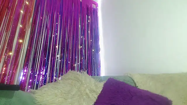 Snapshot of princesskitty111 chatting on 01-18-25, 06:56 princesskitty111 online show from 01-18-25, 06:56