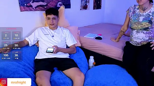 Snapshot of kitty_of_nighttt chatting on 01-30-25, 02:49 kitty of nighttt online show from 01-30-25, 02:49