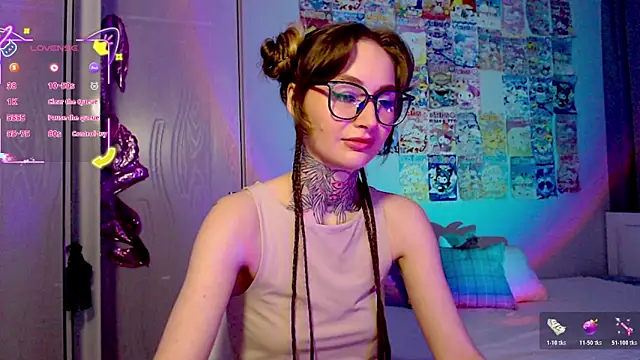 Snapshot of Milky_way_UwU chatting on 03-29-26, 12:38 Milky way UwU online show from 03-29-26, 12:38