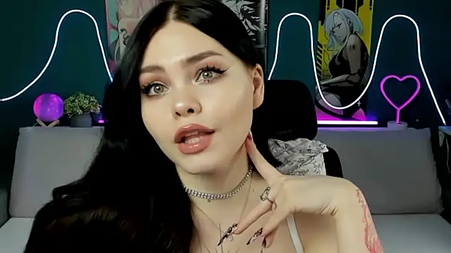 AkiraKatsu online show from 03-11-25, 09:24