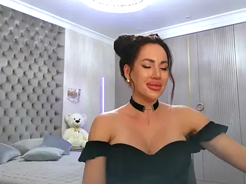 TianaPosh online show from 01-24-25, 09:58