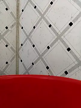 Maddie9211 online show from 01-14-26, 05:24