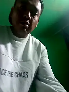 Snapshot of qkfc744888l chatting on 12-15-25, 01:59 qkfc744888l online show from 12-15-25, 01:59