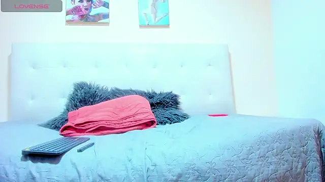 IssabellaJones online show from 03-22-26, 04:43