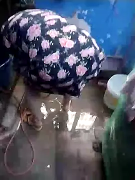 Snapshot of bobbyronak chatting on 01-12-25, 03:17 bobbyronak online show from 01-12-25, 03:17