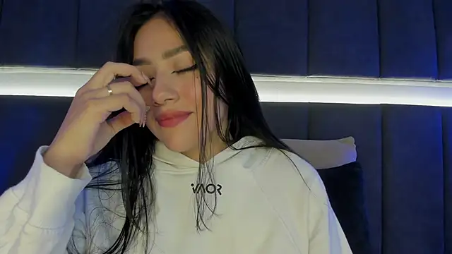 nicolle pierce online show from 02-09-25, 11:47