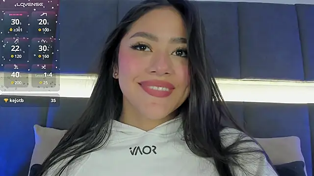 nicolle pierce online show from 02-21-25, 03:21