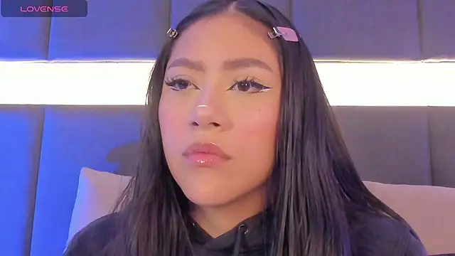 nicolle pierce online show from 03-08-25, 12:09