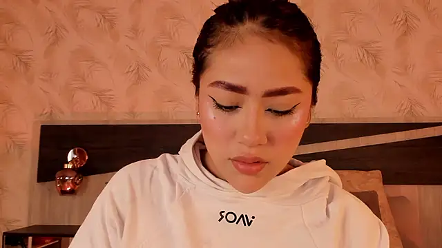 nicolle pierce online show from 03-23-26, 10:52