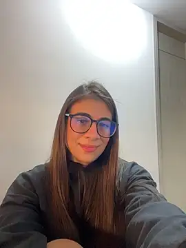 Snapshot of MariaIsabella8 chatting on 06-03-26, 11:21 MariaIsabella8 online show from 06-03-26, 11:21